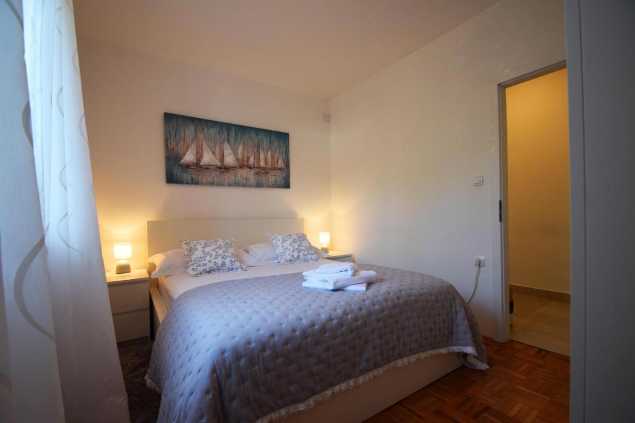 Villa Golden Apple Seline Luaran gambar