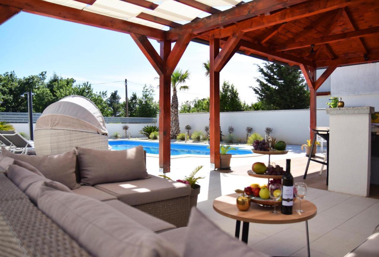 Villa Golden Apple Seline Luaran gambar