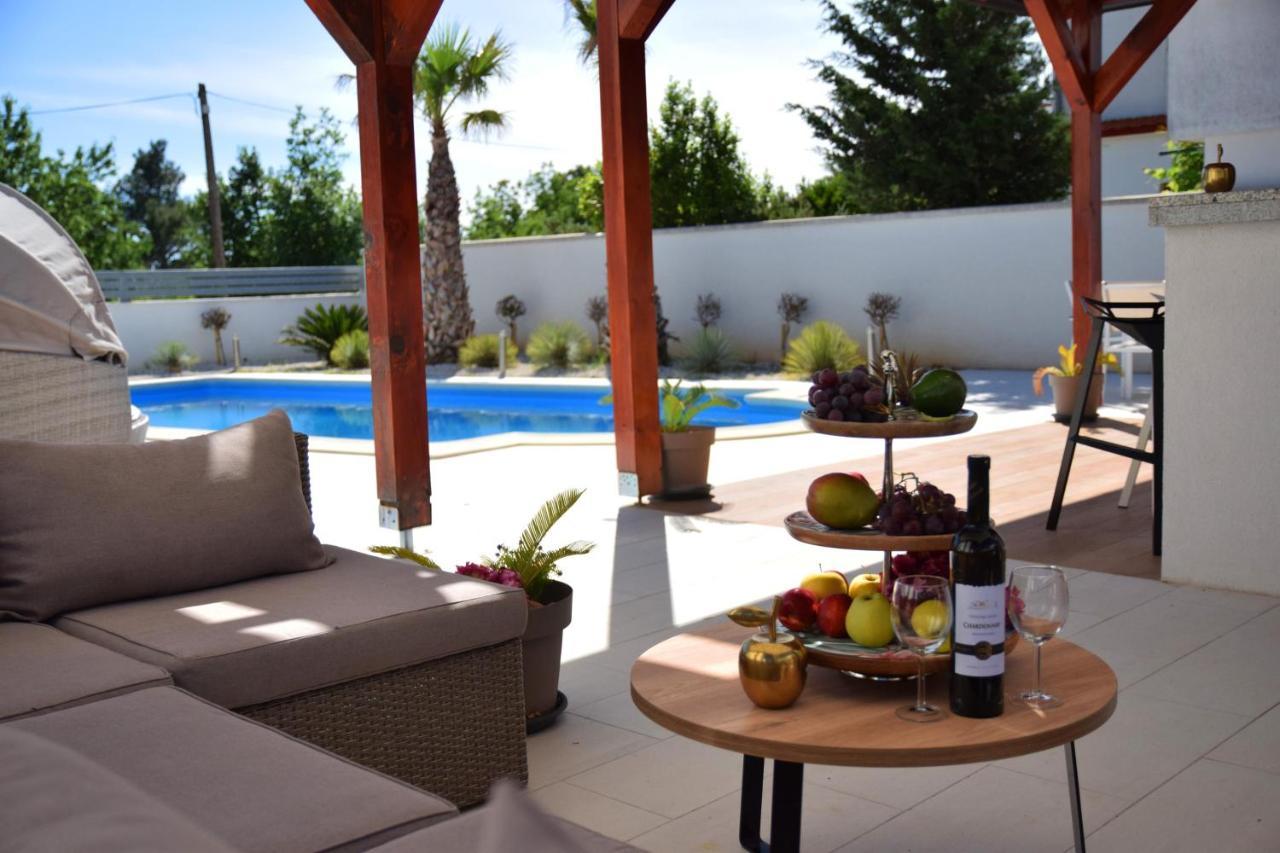 Villa Golden Apple Seline Luaran gambar