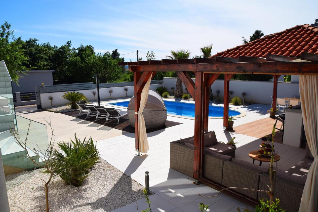 Villa Golden Apple Seline Luaran gambar
