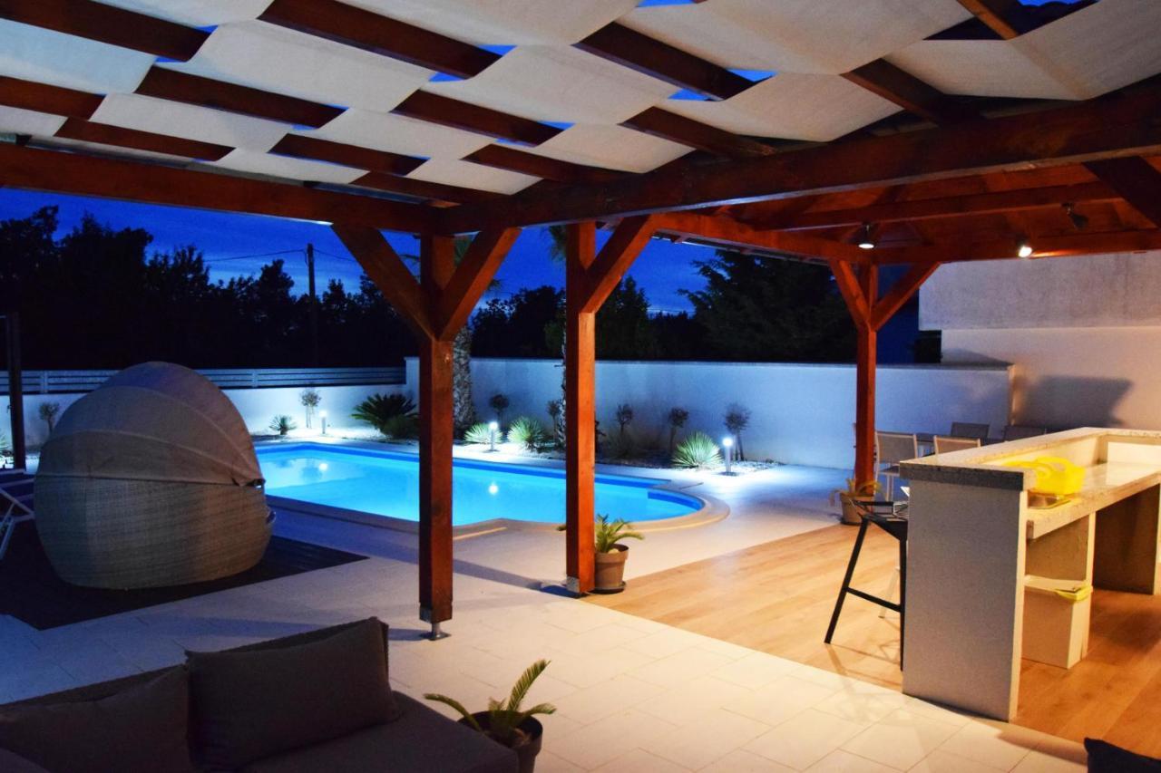 Villa Golden Apple Seline Luaran gambar
